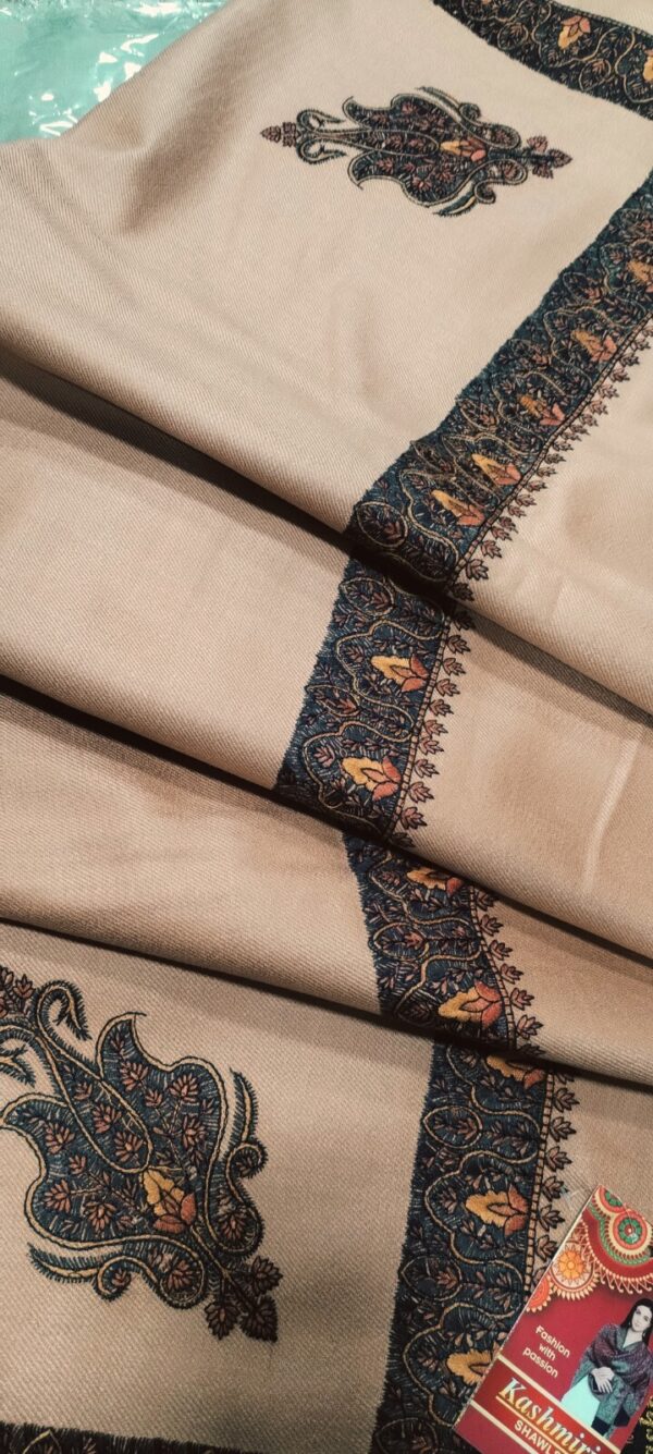 kashmir embroidery shawl